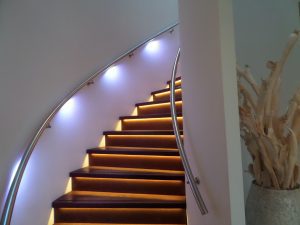 Wenteltrap-LED-verlichting-RVS