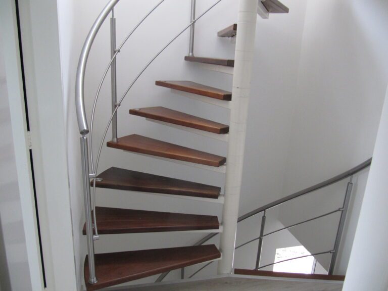 RVS spiltrapleuning op balusters